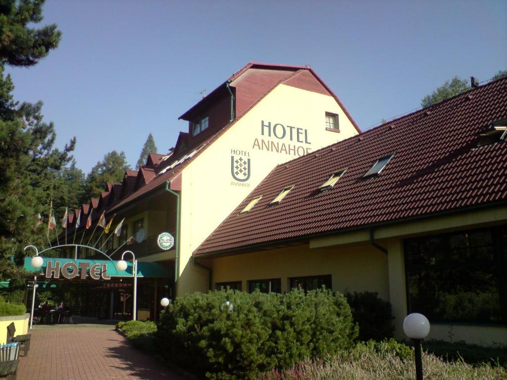 Hotel Annahof Domašov Exteriör bild